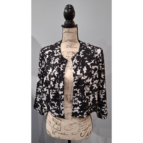 EUC Dressbarn Collection Black and White Floral Cover-up Jacket/Size 14 - Picture 1 of 7